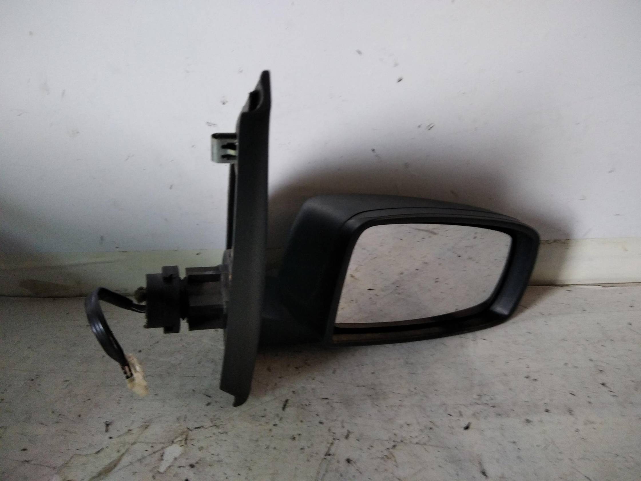 Retrovisore est. regolaz. elettr. dx.